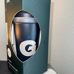 Georgetown, Starbucks, campus spirit reusable cups